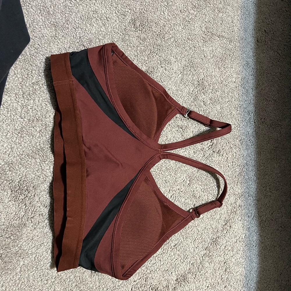 nike bra - Picture 2 of 3